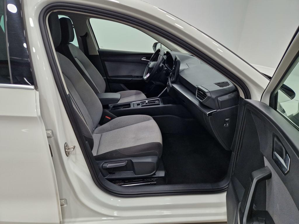 SEAT León 1.5 eTSI Style 25 Aniversario DSG 85 kW (116 CV) - 4