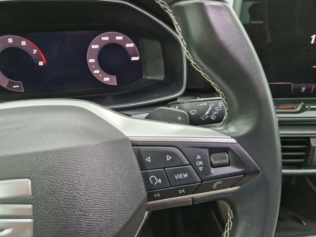 SEAT León 1.5 eTSI Style 25 Aniversario DSG 85 kW (116 CV) - 10