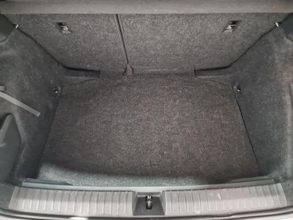 Skoda Kamiq 1.0 TSI Selection DSG 85 kW (115 CV) - 6