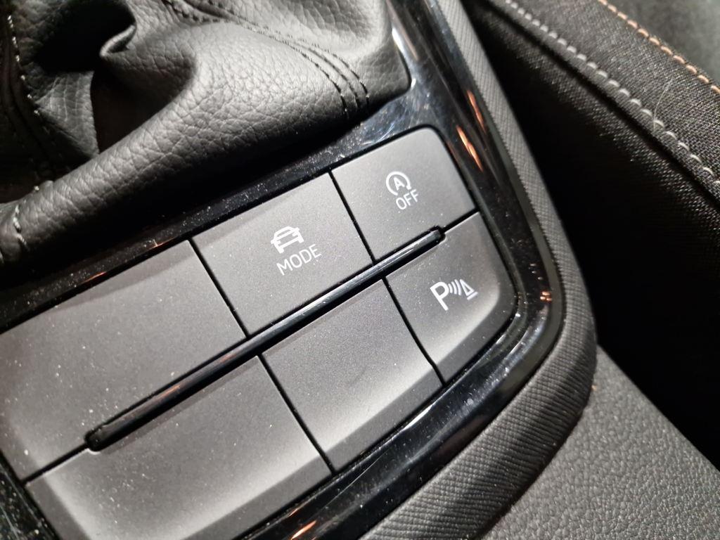 Skoda Kamiq 1.0 TSI Selection DSG 85 kW (115 CV) - 17