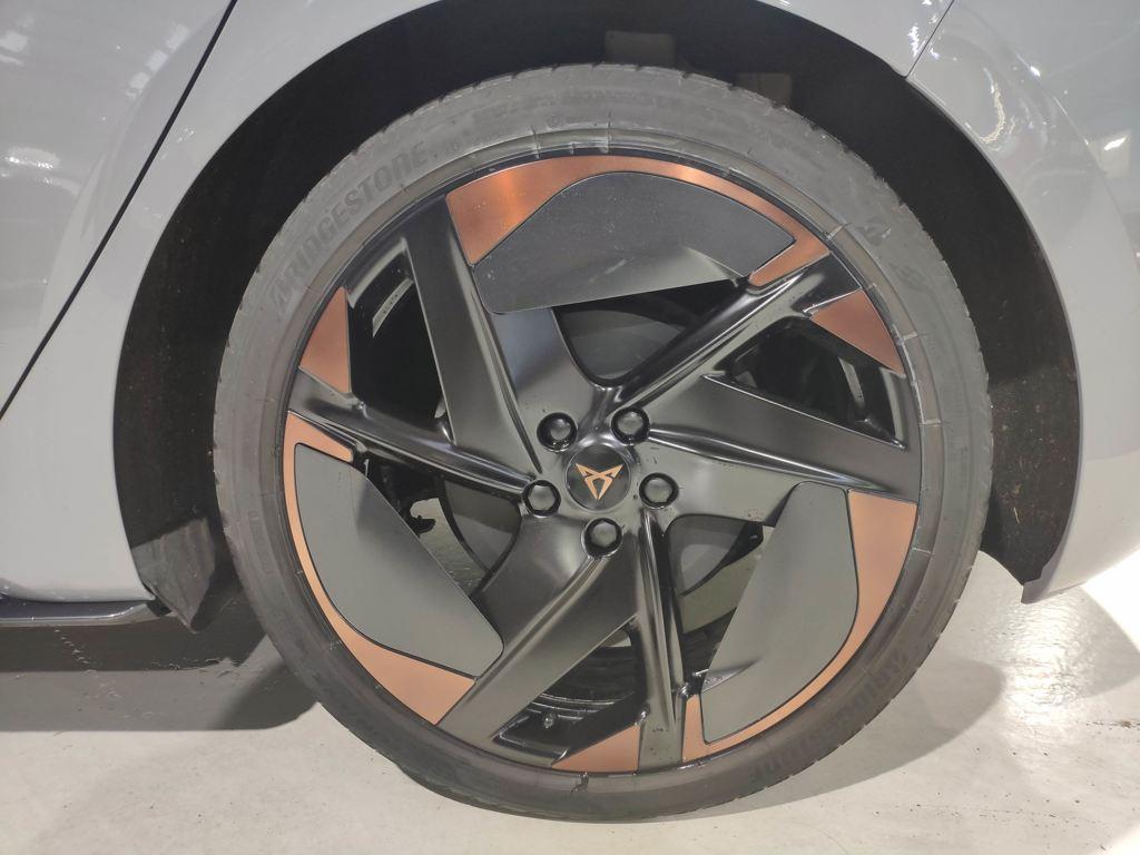 CUPRA Born 58 kWh 150 kW (204 CV) - 7