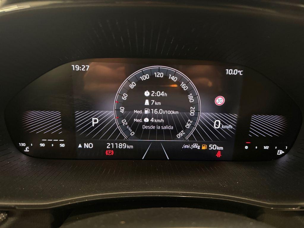 Skoda Fabia 1.0 TSI Selection DSG 85 kW (115 CV) - 11