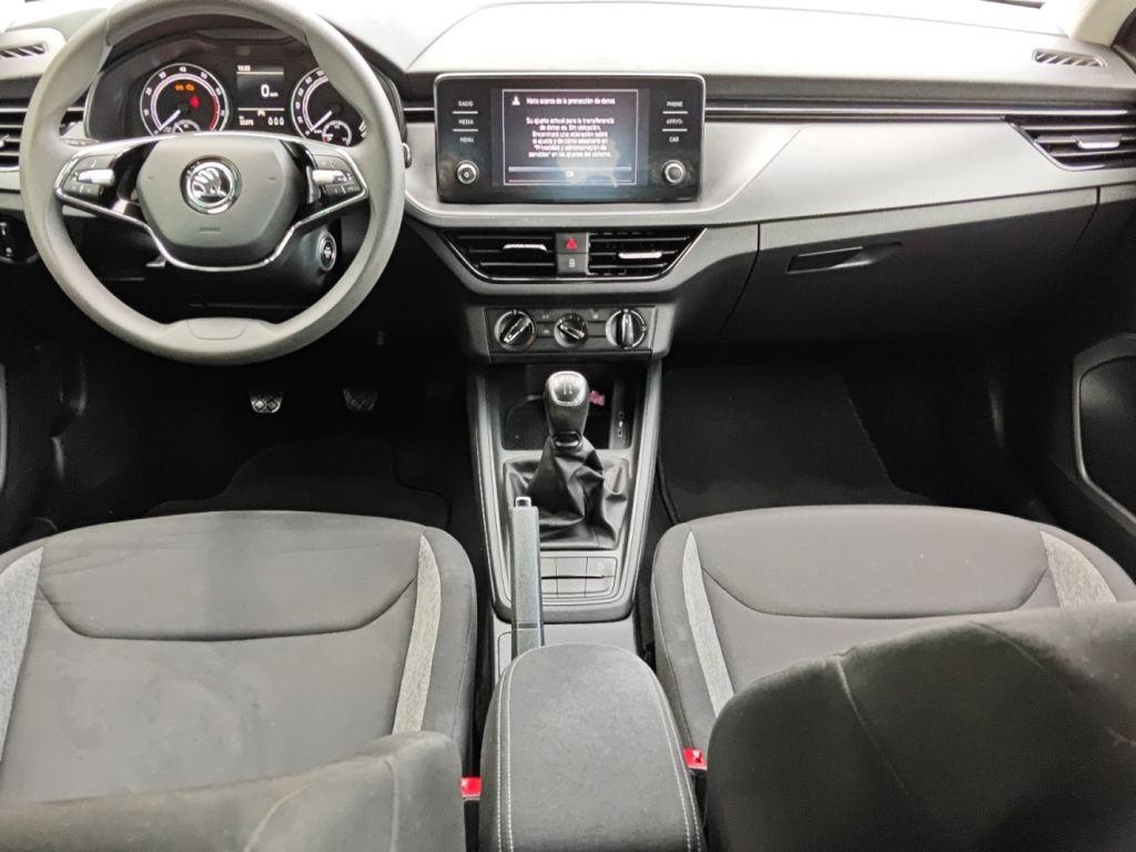 Skoda Kamiq 1.0 TSI Active 70 kW (95 CV) - 3