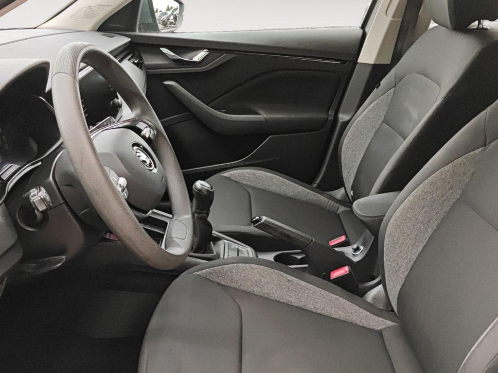 Skoda Kamiq 1.0 TSI Active 70 kW (95 CV) - 9