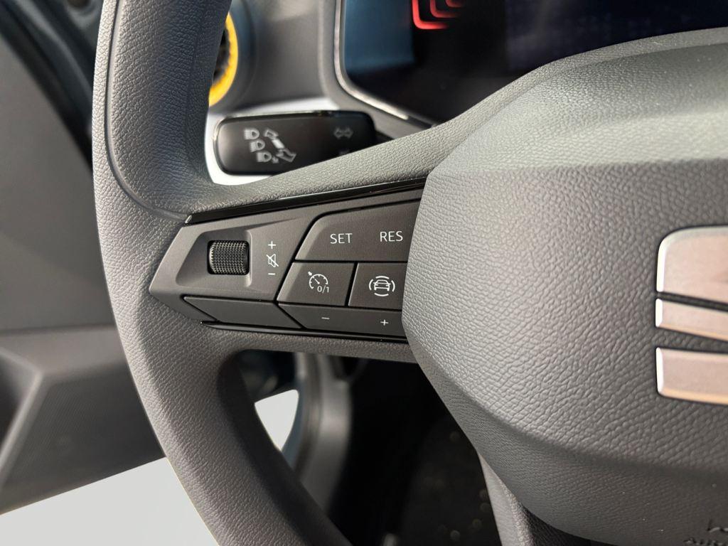 SEAT Ibiza 1.0 MPI Reference Salta 59 kW (80 CV) - 10