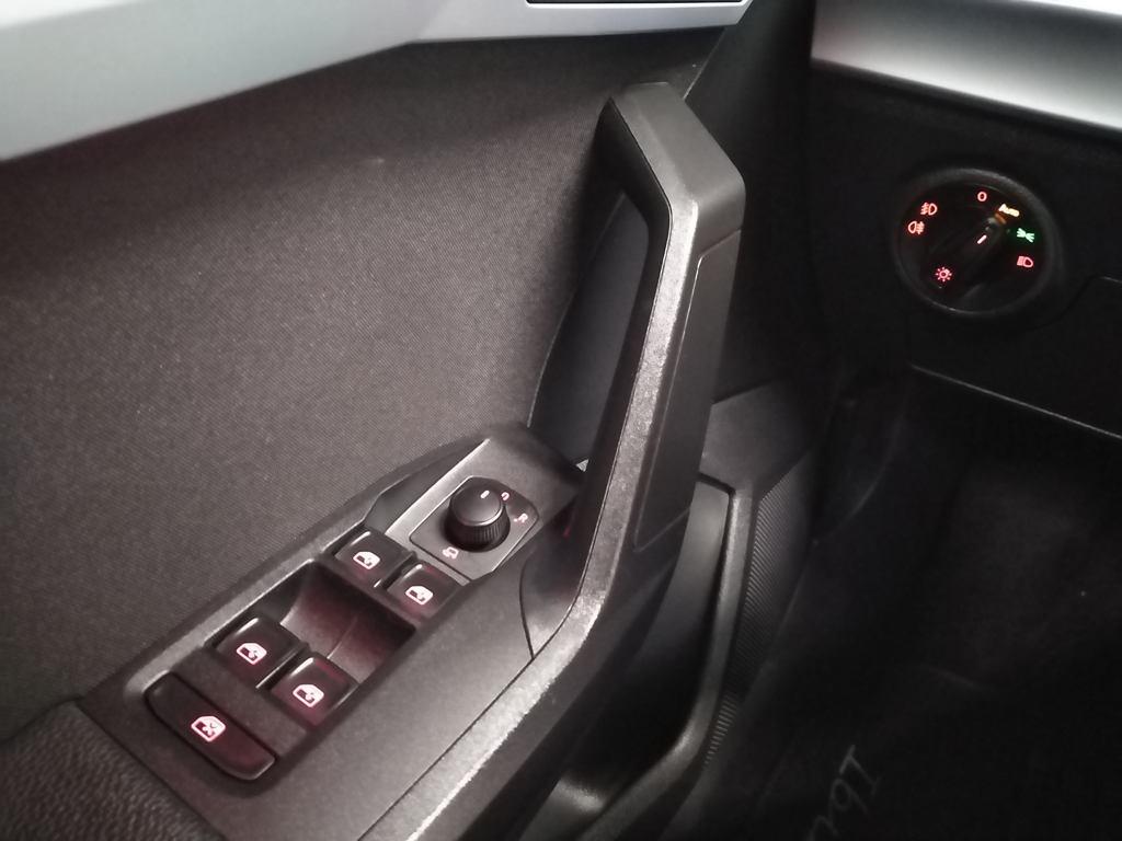 SEAT Ibiza 1.0 TSI FR Plus 81 kW (110 CV) - 19