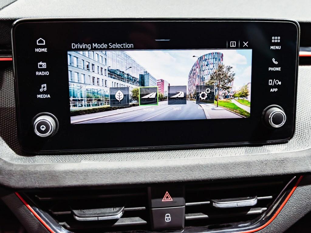 Skoda Kamiq 1.5 TSI Design 110 kW (150 CV) - 17