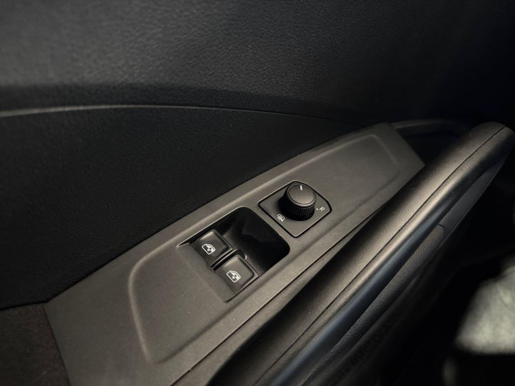 Skoda Fabia 1.0 MPI Active 59 kW (80 CV) - 14