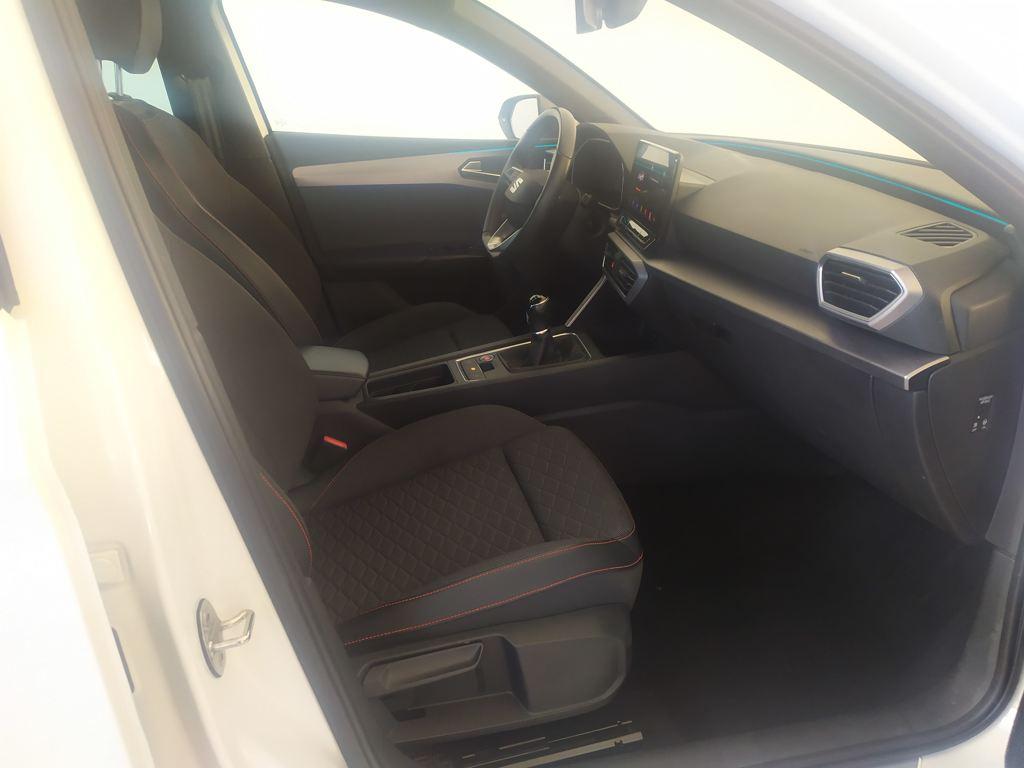 SEAT León 1.5 TSI S&S FR 25 Aniversario 85 kW (116 CV) - 4