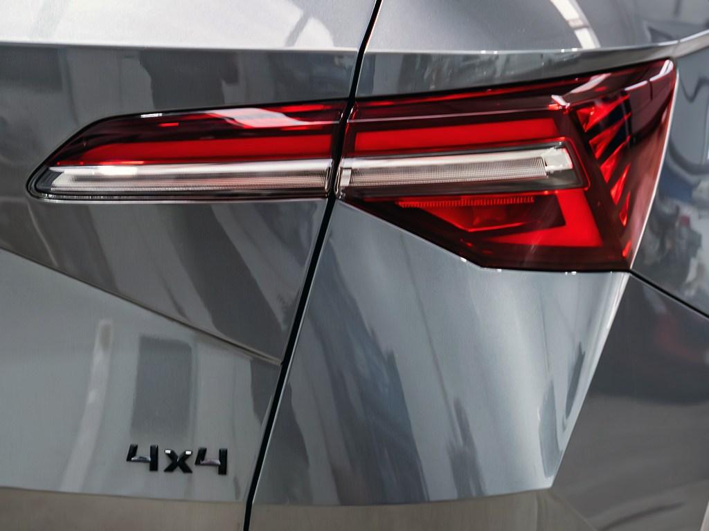 Skoda Karoq 2.0 TDI Sportline 4X4 DSG 110 kW (150 CV) - 9