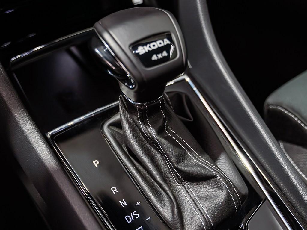 Skoda Karoq 2.0 TDI Sportline 4X4 DSG 110 kW (150 CV) - 19