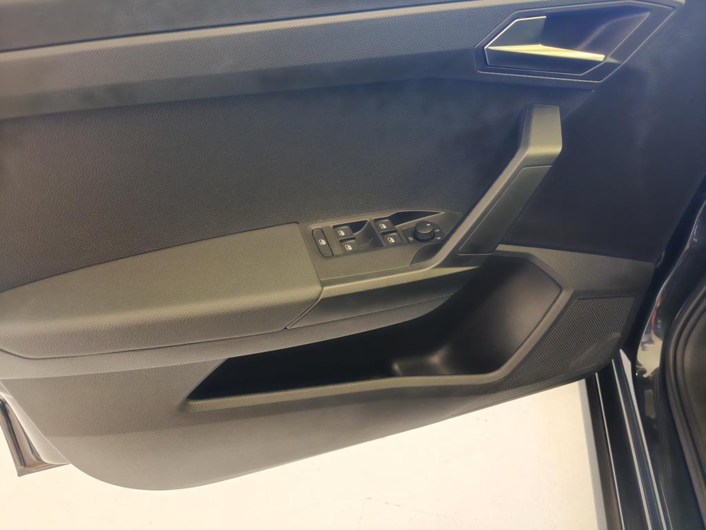 SEAT Arona 1.0 TSI Style Special Edition 85 kW (115 CV) - 8