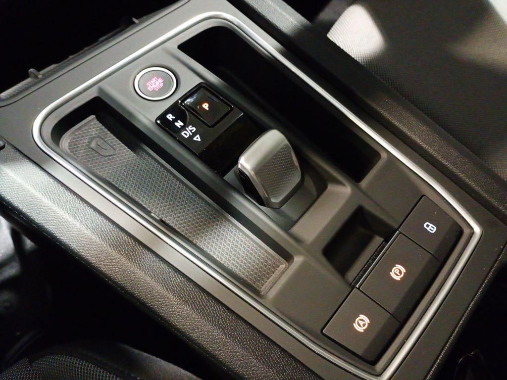 SEAT León 1.5 TSI S&S Style 25 Aniversario 85 kW (116 CV) - 10