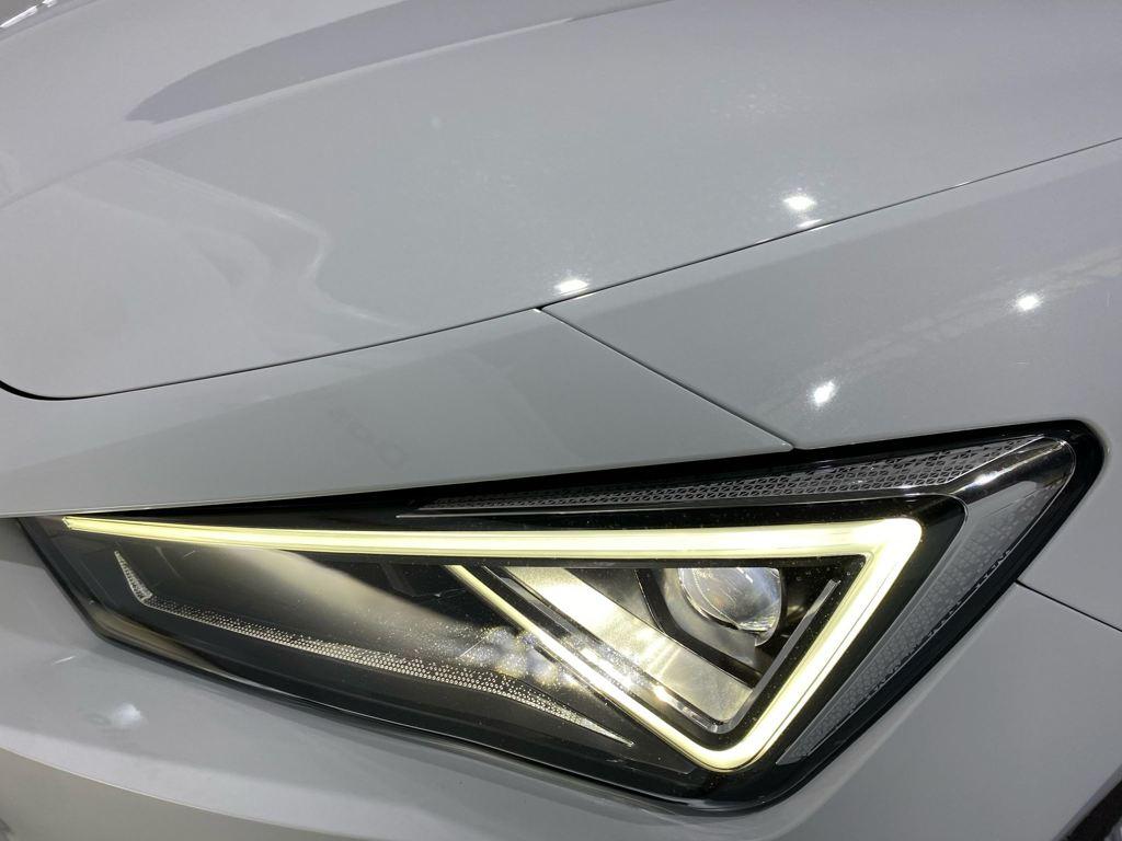 SEAT León 1.5 TSI e-Hybrid FR XM DSG 150 kW (204 CV) - 12