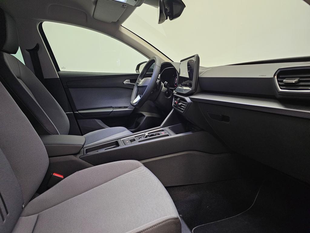 SEAT León 1.5 eTSI Style 25 Aniversario DSG 85 kW (116 CV) - 4