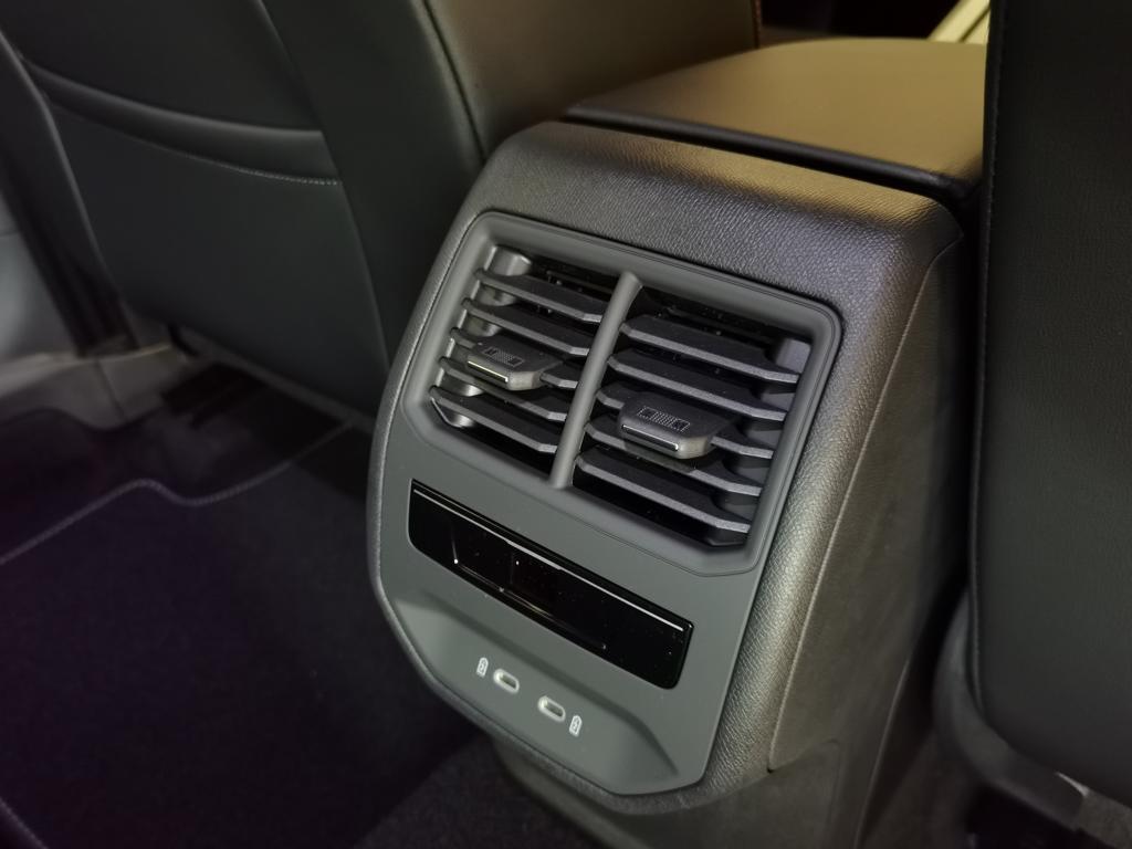 SEAT León ST 1.5 eTSI S&S FR Special Edition Vision DSG 110 kW (150 CV) - 18