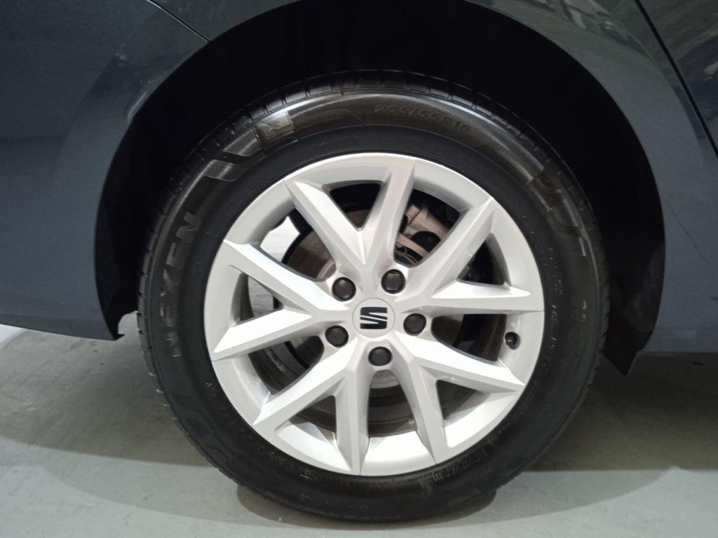 SEAT León 1.5 eTSI Style XS DSG 85 kW (116 CV) - 7