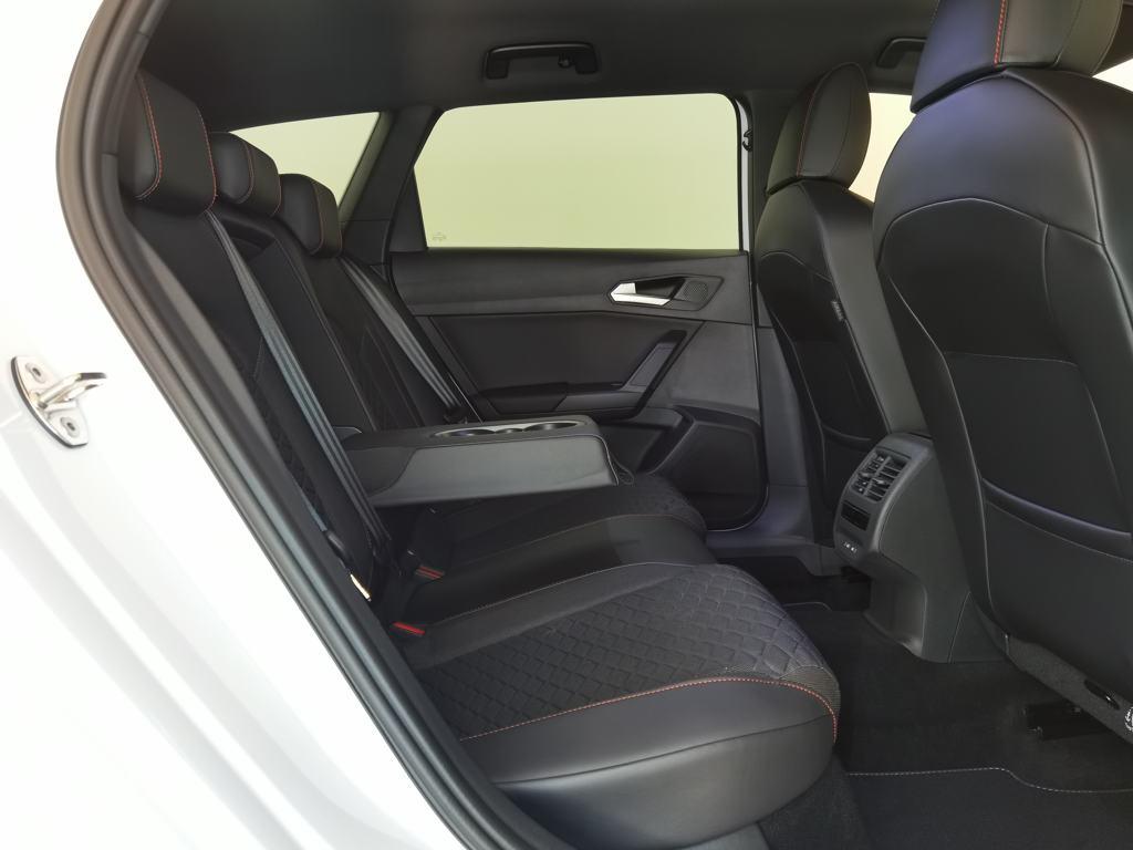 SEAT León ST 1.5 eTSI S&S FR Special Edition Vision DSG 110 kW (150 CV) - 5