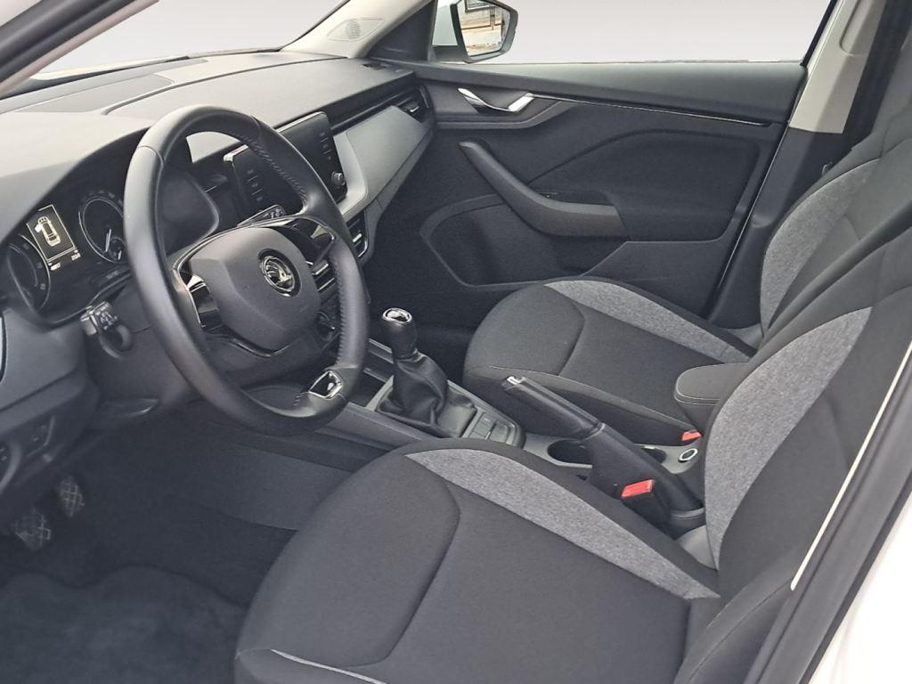 Skoda Kamiq 1.0 TSI Active 81 kW (110 CV) - 9