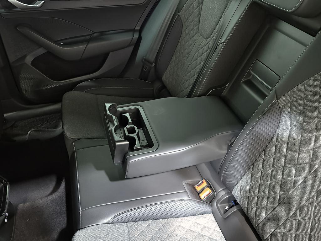 Skoda Octavia Combi 2.0 TDI Sportline DSG 110 kW (150 CV) - 16