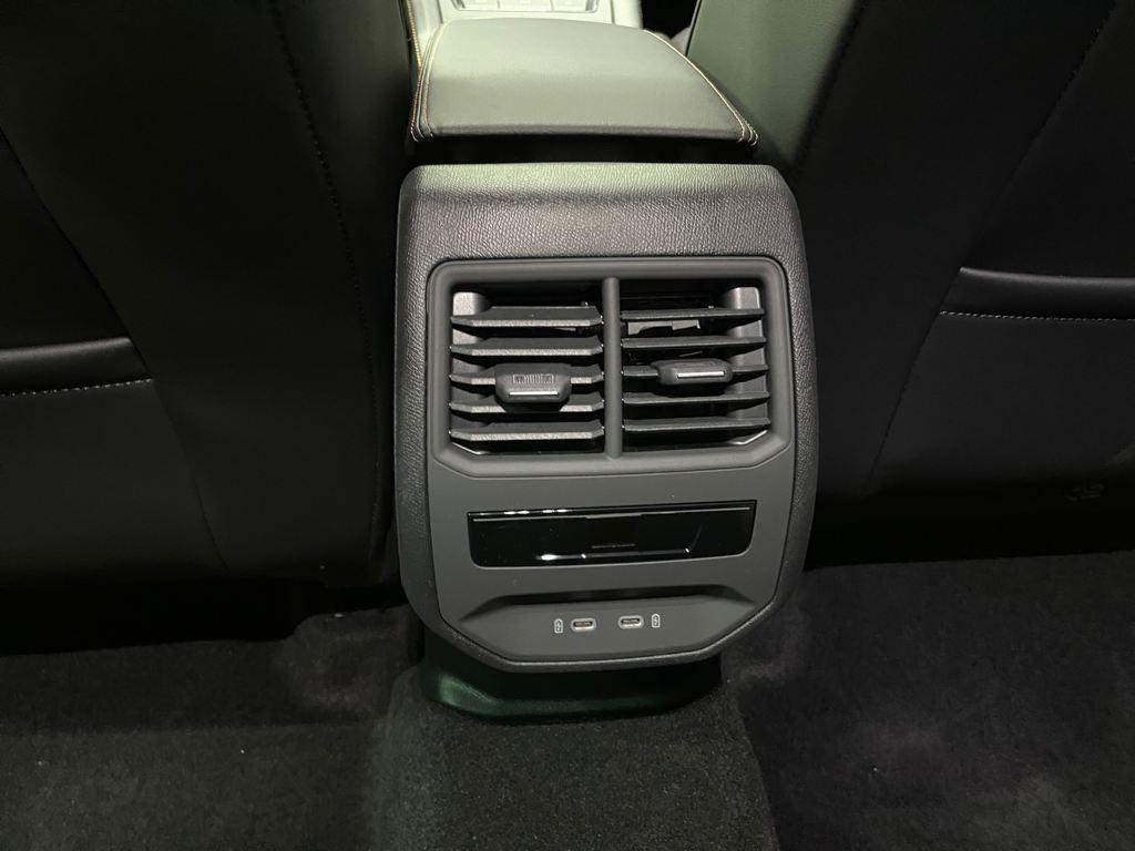 CUPRA Leon Sportstourer 1.5 eTSI DSG 110 kW (150 CV) - 12