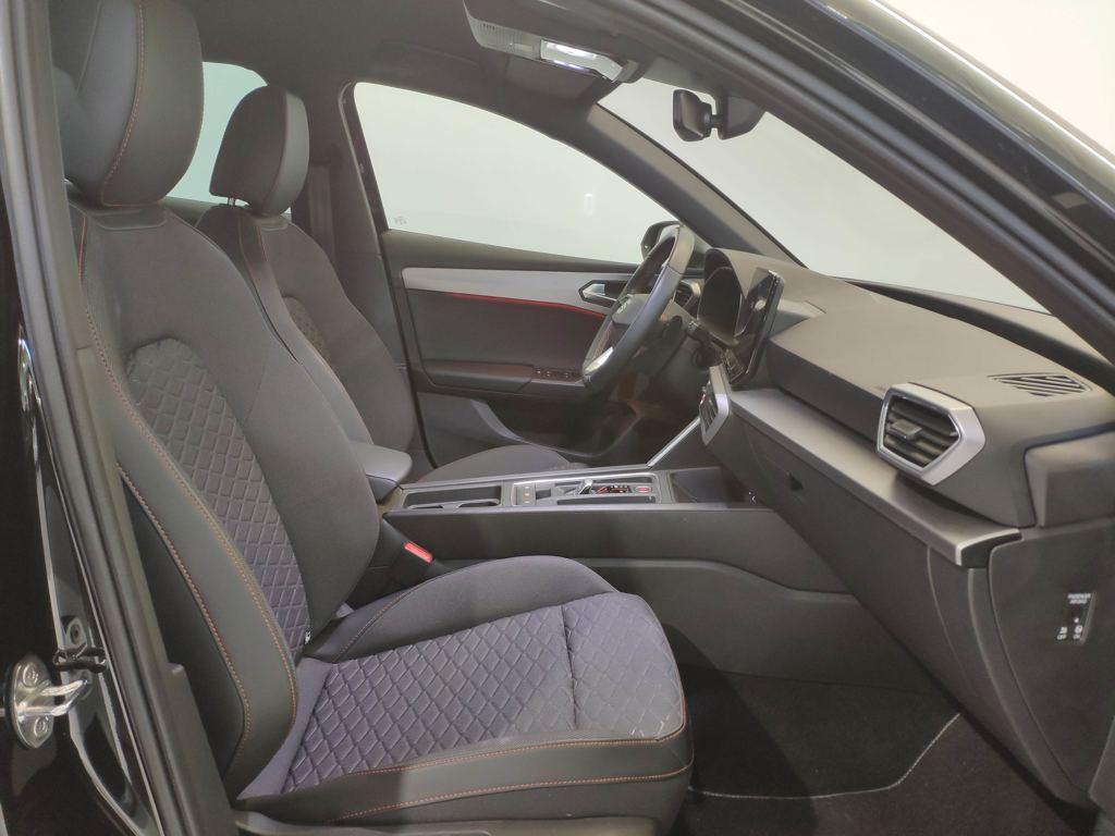 SEAT León 1.0 eTSI S&S FR 25 Aniversario DSG 81 kW (110 CV) - 4