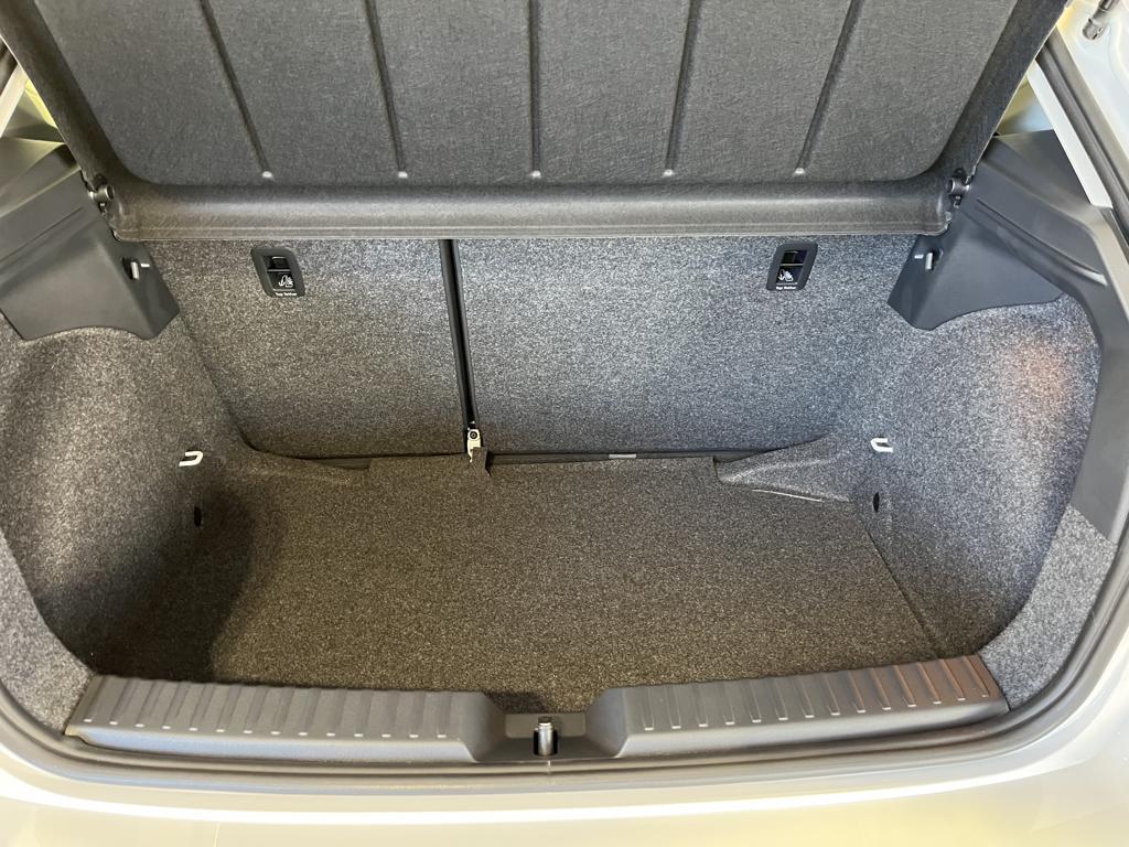 SEAT Ibiza 1.0 TSI Style Plus 81 kW (110 CV) - 6