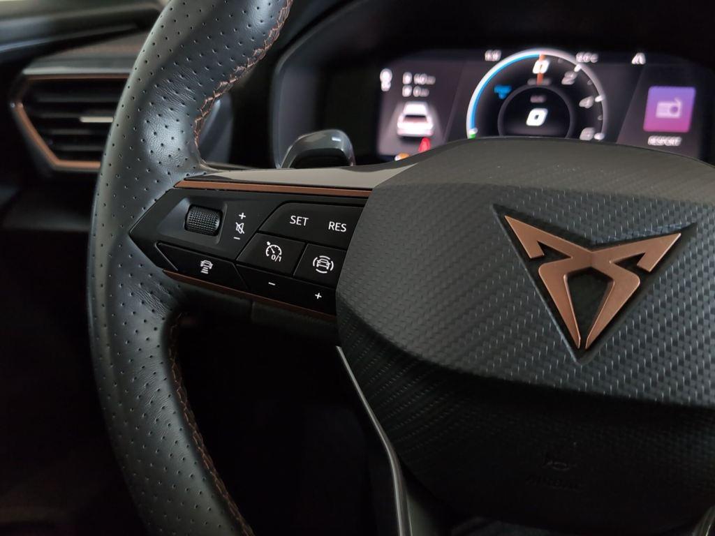 CUPRA Formentor 1.4 e-Hybrid DSG 150 kW (204 CV) - 15