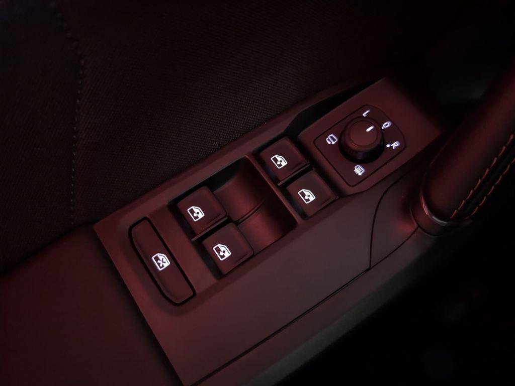 CUPRA Formentor 1.5 eTSI DSG 110 kW (150 CV) - 17