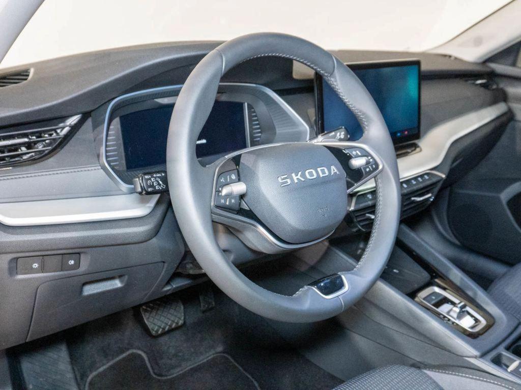 Skoda Octavia 1.5 TSI m-HEV Design DSG 85 kW (116 CV) - 11