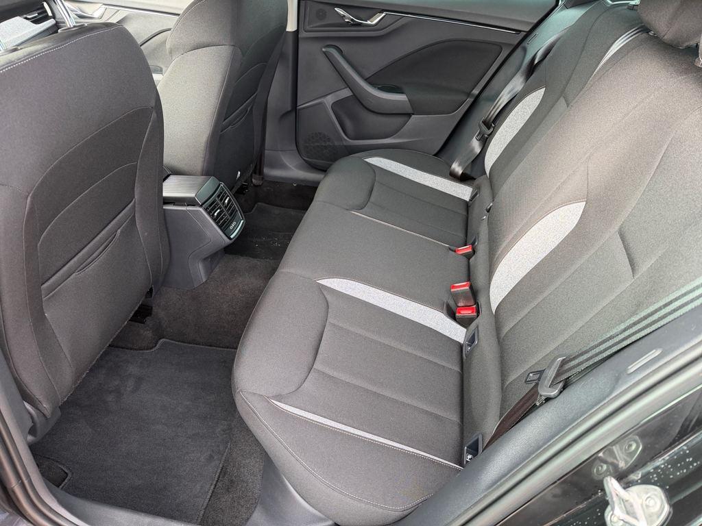 Skoda Kamiq 1.0 TSI Selection DSG 85 kW (115 CV) - 15