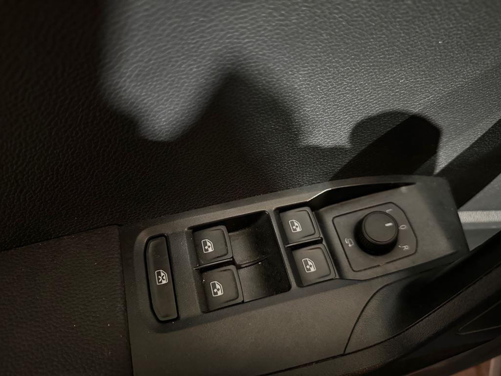 SEAT Arona 1.0 TSI Style XL DSG 85 kW (115 CV) - 10