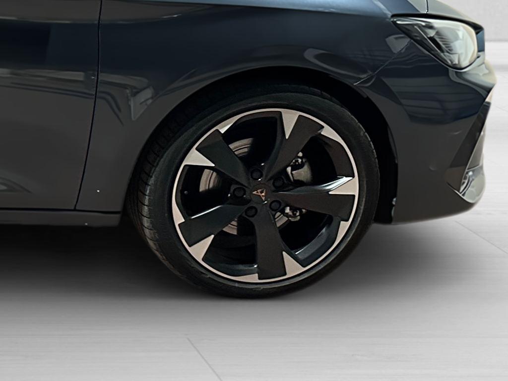 CUPRA Leon Sportstourer 1.5 eTSI DSG 110 kW (150 CV) - 8