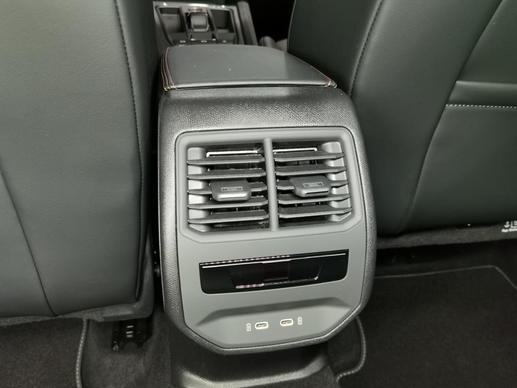 CUPRA Formentor 1.5 TSI 110 kW (150 CV) - 13