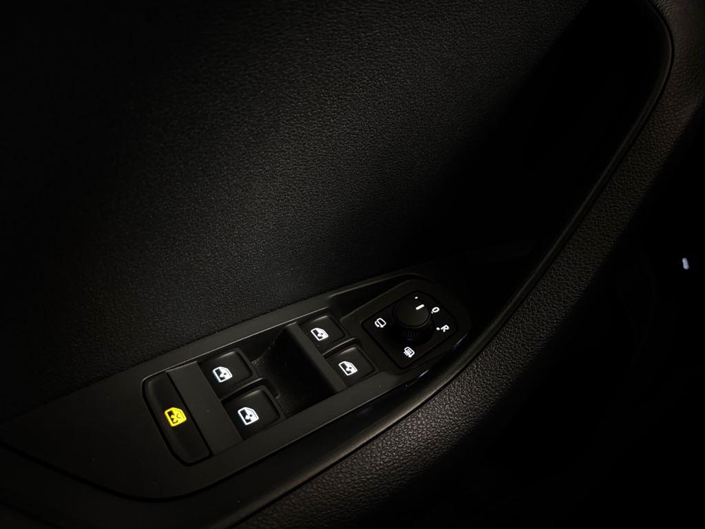 Skoda Karoq 2.0 TSI Sportline 4X4 DSG 140 kW (190 CV) - 11