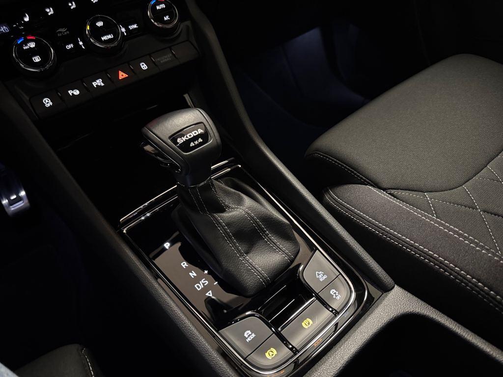 Skoda Karoq 2.0 TSI Sportline 4X4 DSG 140 kW (190 CV) - 16