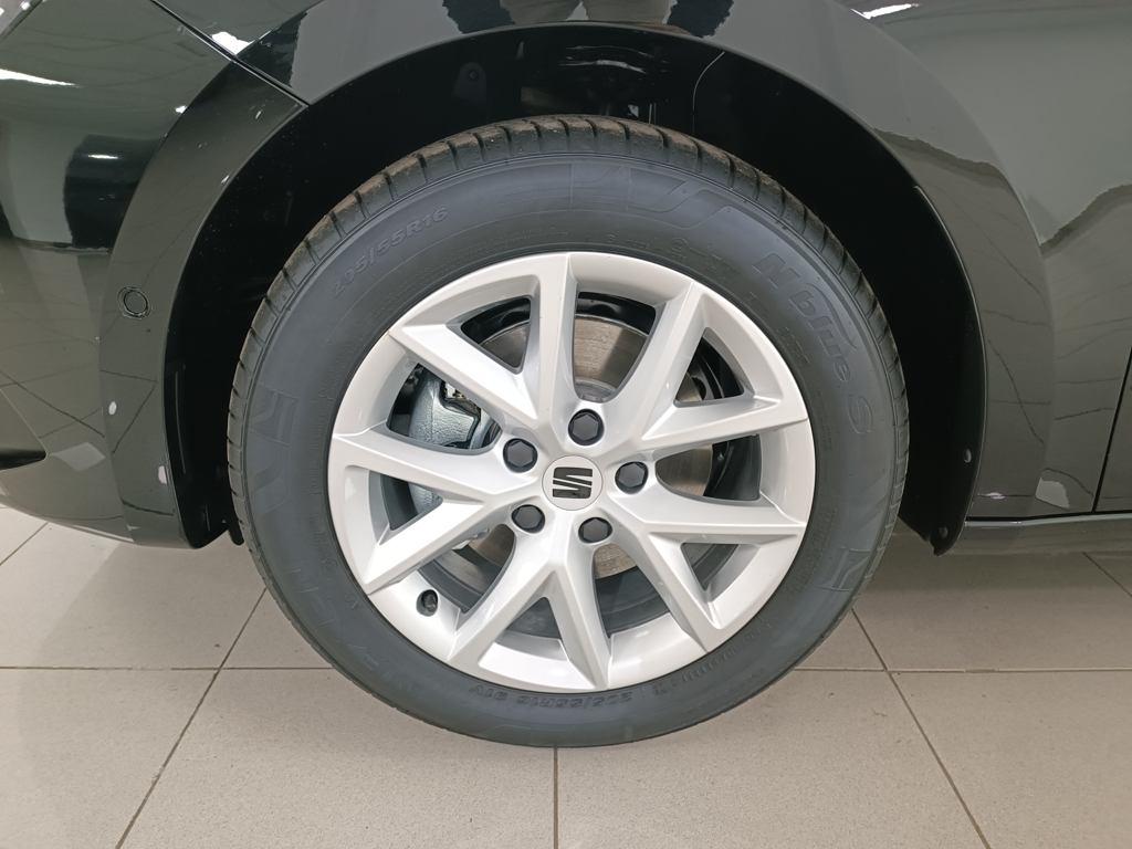 SEAT León 2.0 TDI Style XS DSG 110 kW (150 CV) - 7