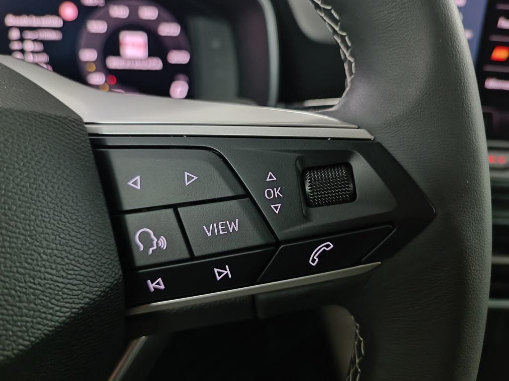 SEAT León 2.0 TDI Style XS DSG 110 kW (150 CV) - 9