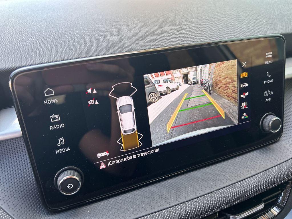 Skoda Fabia 1.0 TSI Selection 70 kW (95 CV) - 10