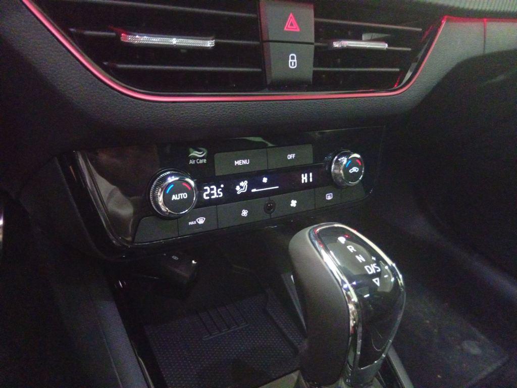 Skoda Scala 1.5 TSI Monte Carlo DSG 110 kW (150 CV) - 10