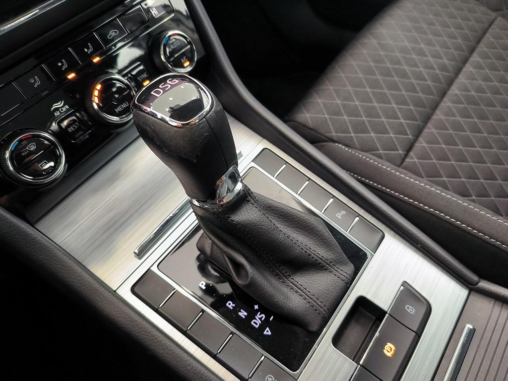 Skoda Superb 2.0 TDI Ambition DSG 110 kW (150 CV) - 14