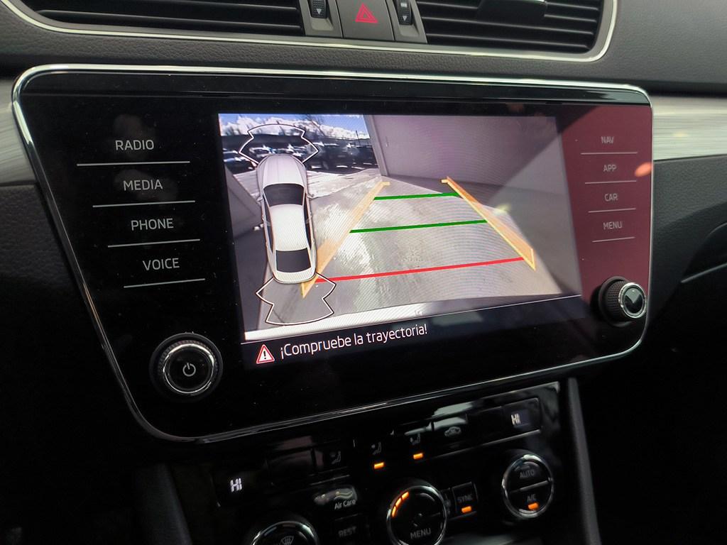 Skoda Superb 2.0 TDI Ambition DSG 110 kW (150 CV) - 15