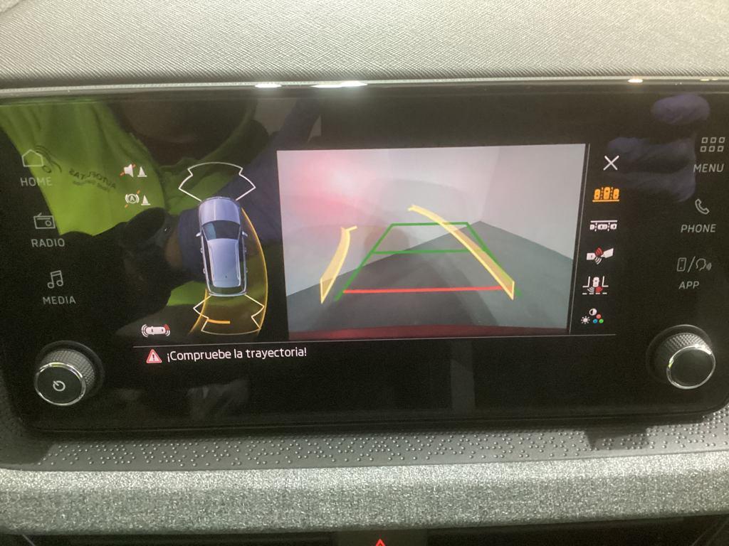 Skoda Kamiq 1.0 TSI Selection 85 kW (115 CV) - 8