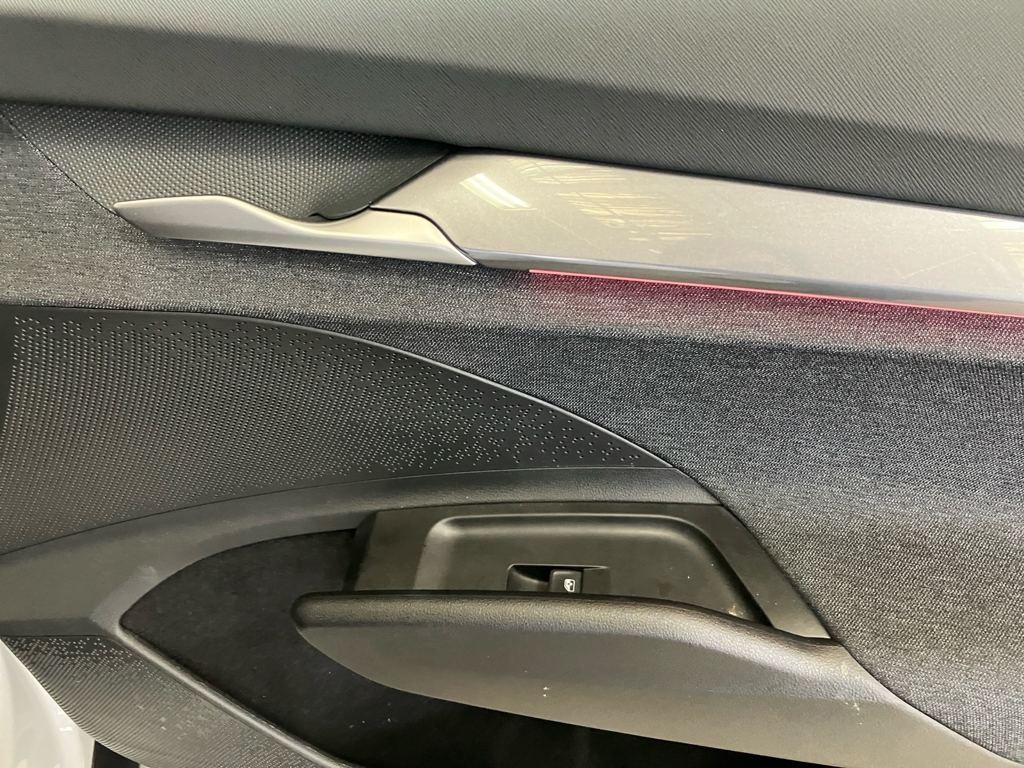 Skoda Elroq 50 55 kWh 125 kW (170 CV) - 12