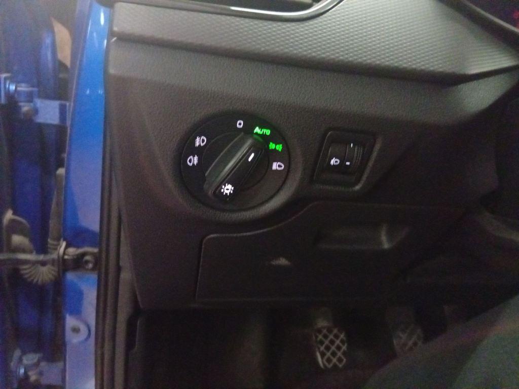 Skoda Scala 1.0 TSI Emotion 81 kW (110 CV) - 10