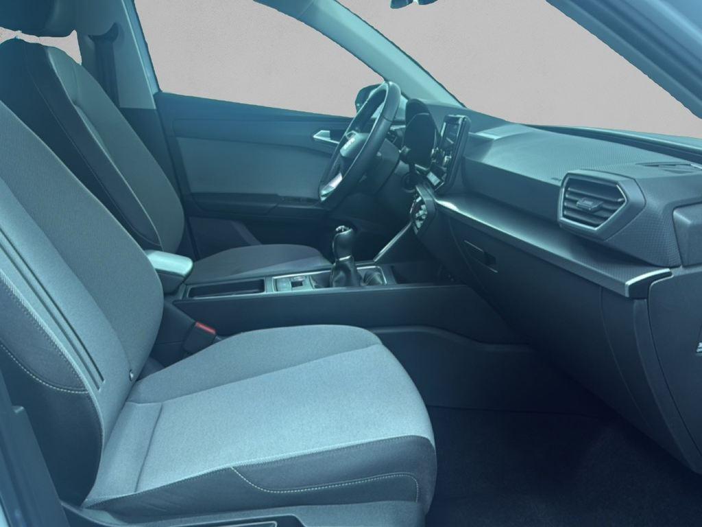 SEAT León 1.0 TSI S&S Style XL Vision 81 kW (110 CV) - 4