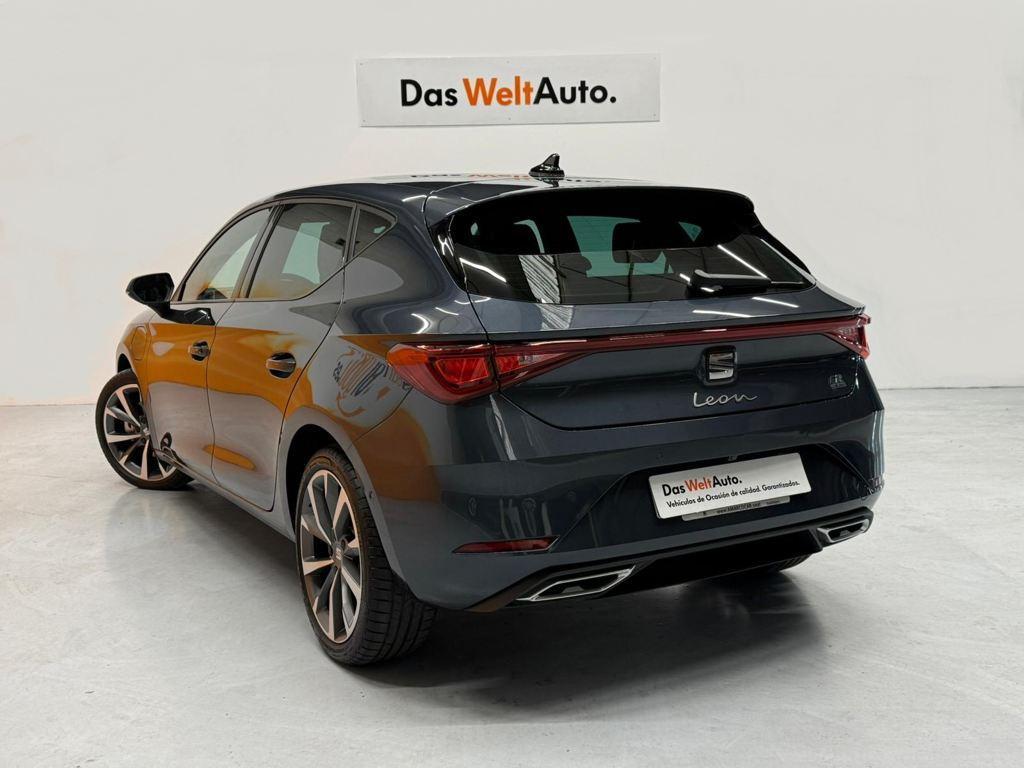 SEAT León 1.5 TSI e-Hybrid S&S FR XXL DSG 150 kW (204 CV) - 1