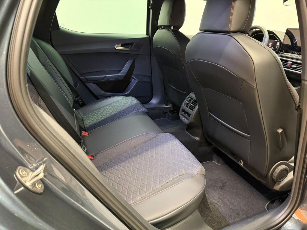 SEAT León 1.5 TSI e-Hybrid S&S FR XXL DSG 150 kW (204 CV) - 5