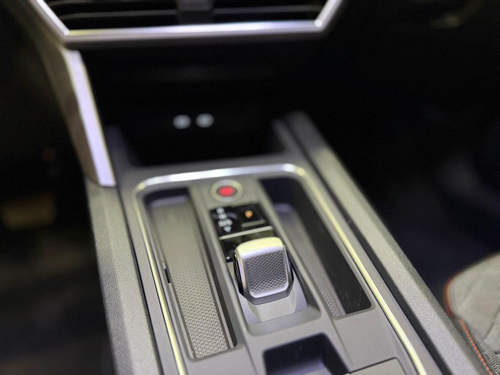 SEAT León 1.5 TSI e-Hybrid FR XM DSG 150 kW (204 CV) - 17