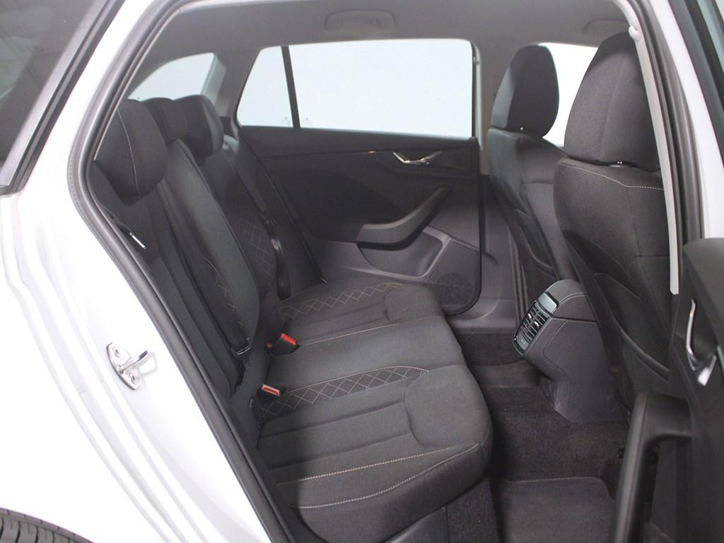 Skoda Scala 1.0 TSI Selection 70 kW (95 CV) - 5